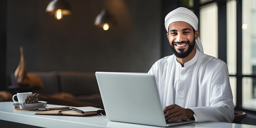 الهلال للسياحة / حج وعمرة Call us